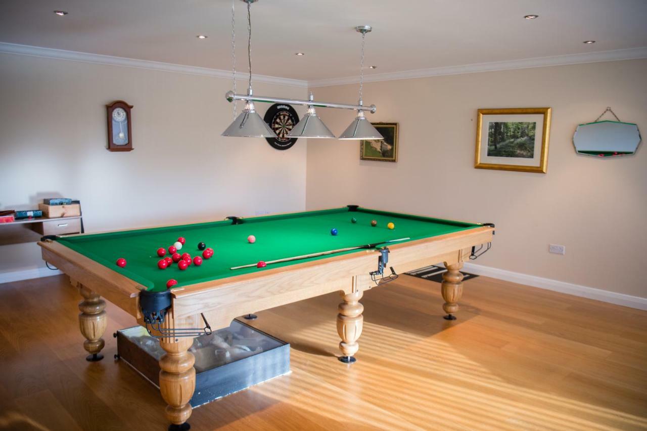 Llanfihangel-y-Creuddyn Y Grange B&B 외부 사진
