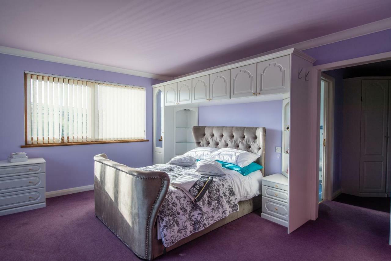 Llanfihangel-y-Creuddyn Y Grange B&B 외부 사진